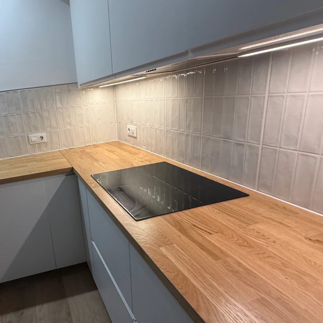 Nuestros trabajos FyR Construcciones y Reformas Mallorca mallorca montaje encimera 02