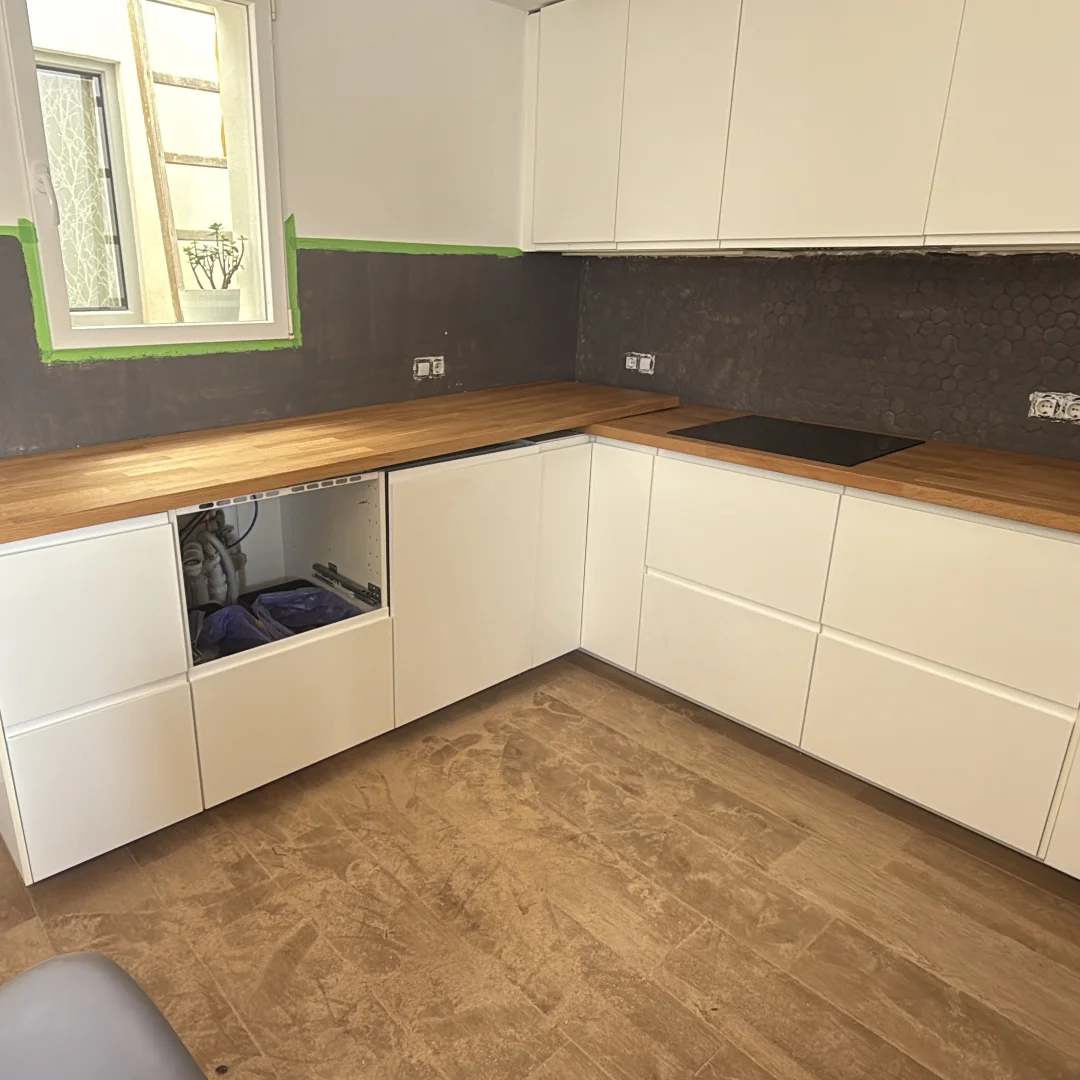 Nuestros trabajos FyR Construcciones y Reformas Mallorca mallorca montaje encimera 05