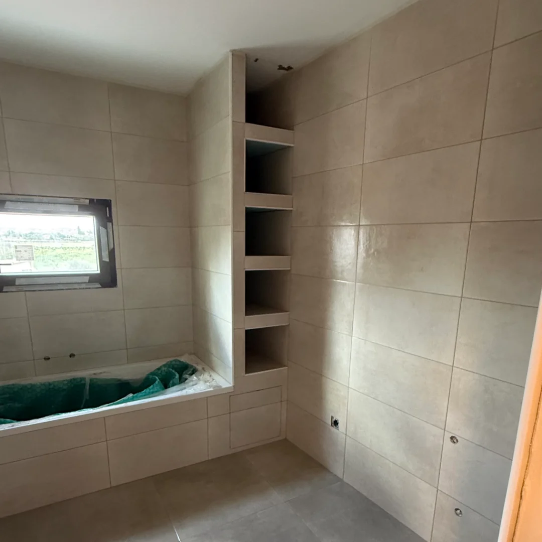 Nuestros trabajos FyR Construcciones y Reformas Mallorca reforma baño 01